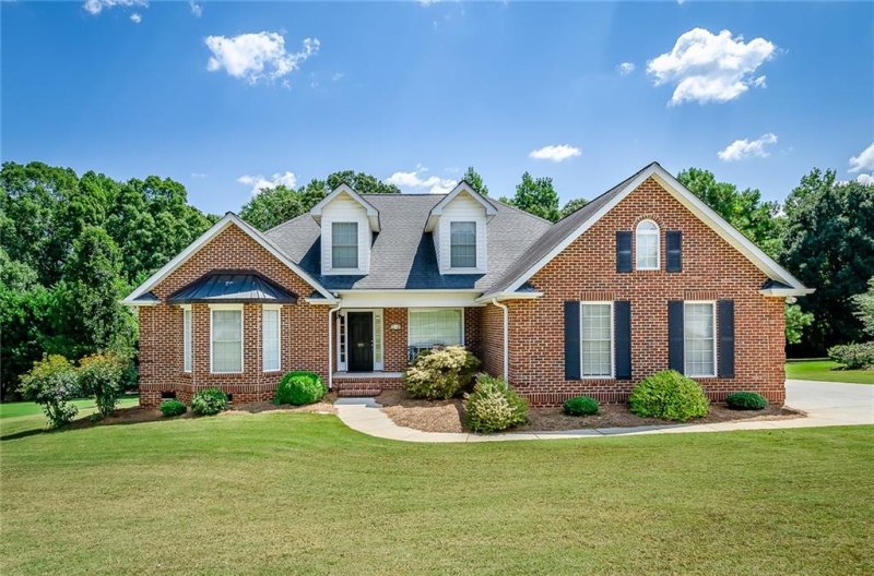 Property image 2 at 104 Pinion Lane, Anderson, SC 29621