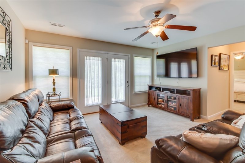 Property image 2 at 41 Maravista Avenue, Greenville, SC 29617