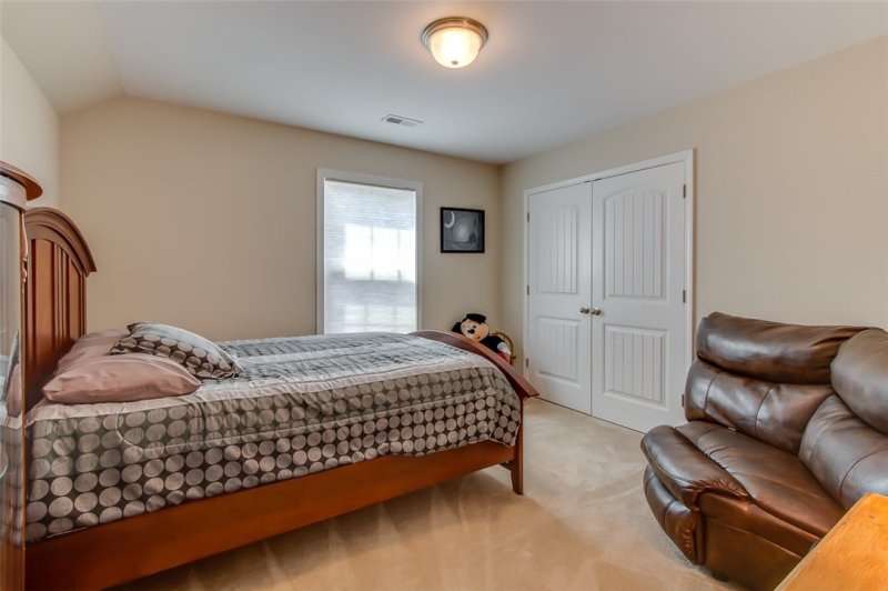 Property image 4 at 41 Maravista Avenue, Greenville, SC 29617