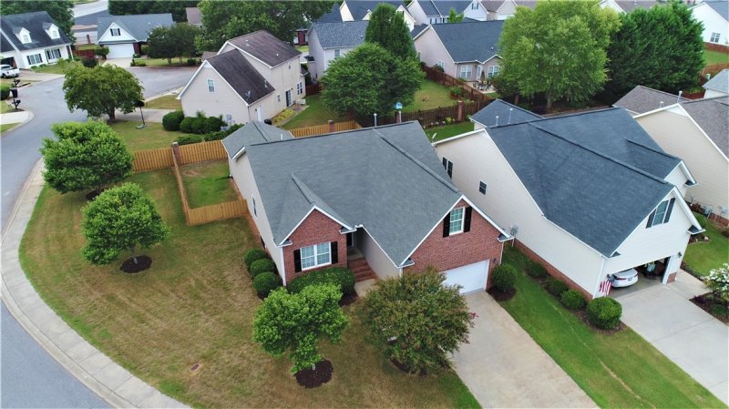 Property image 2 at 113 Elliott Circle, Anderson, SC 29621