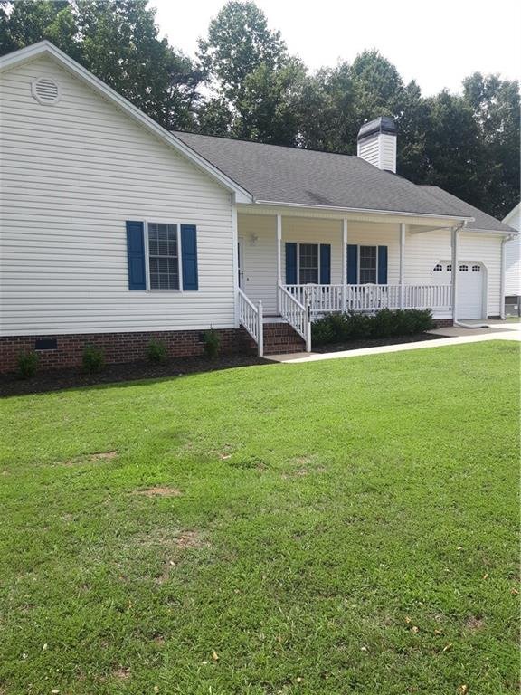 Property image 3 at 305 Patio Road, Easley, SC 29642