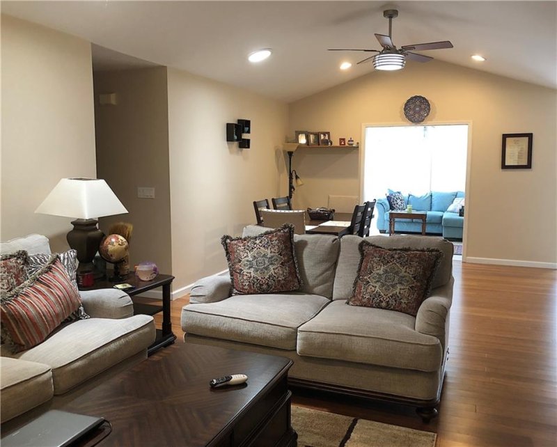 Property image 5 at 101 Colonial Court, Pendleton, SC 29670