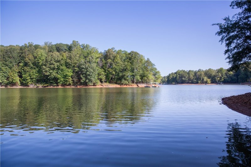 Property image 4 at 602 Keswick Point, Seneca, SC 29678