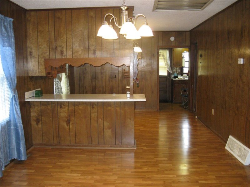 Property image 4 at 206 Hampton Street, Iva, SC 29655