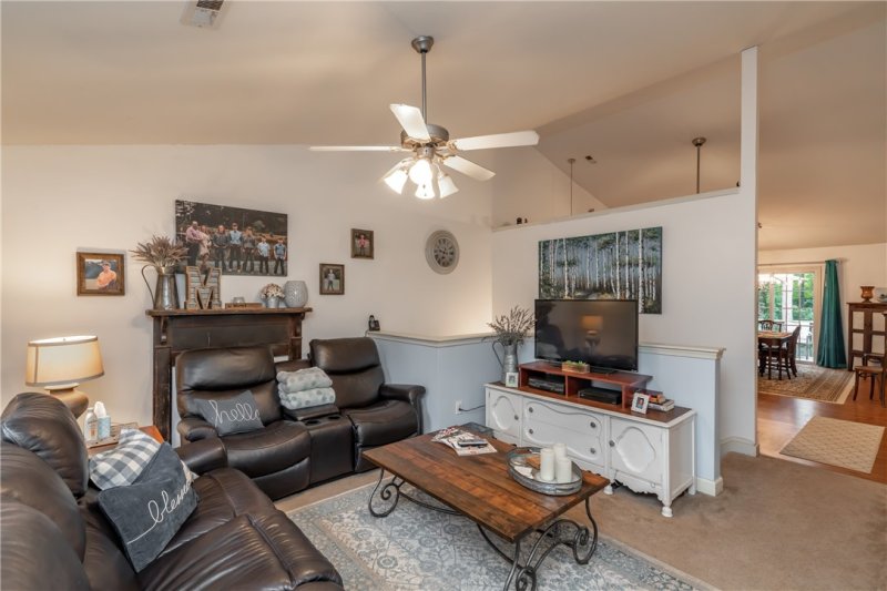 Property image 3 at 198 Longview Terrace, Easley, SC 29642