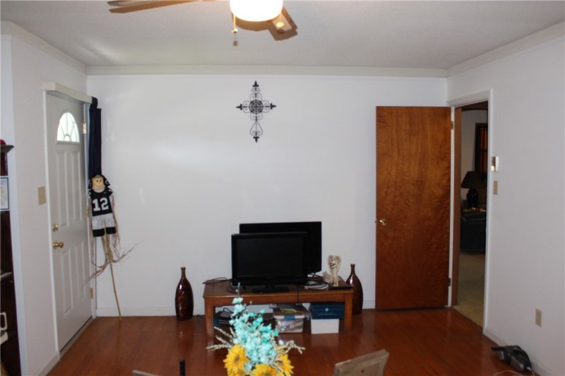 Property image 2 at 1015 Mouchet Circle, Starr, SC 29684