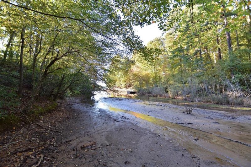 Property image 3 at 218 Summit Drive, Seneca, SC 29672