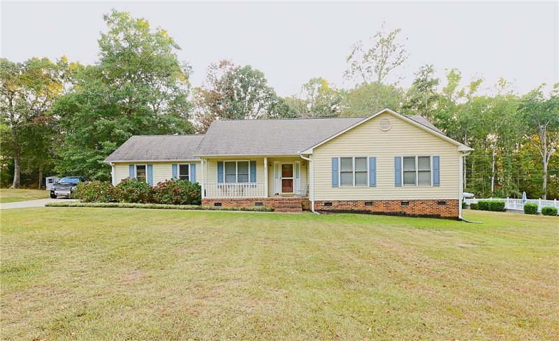 1104 Green Willow Trail