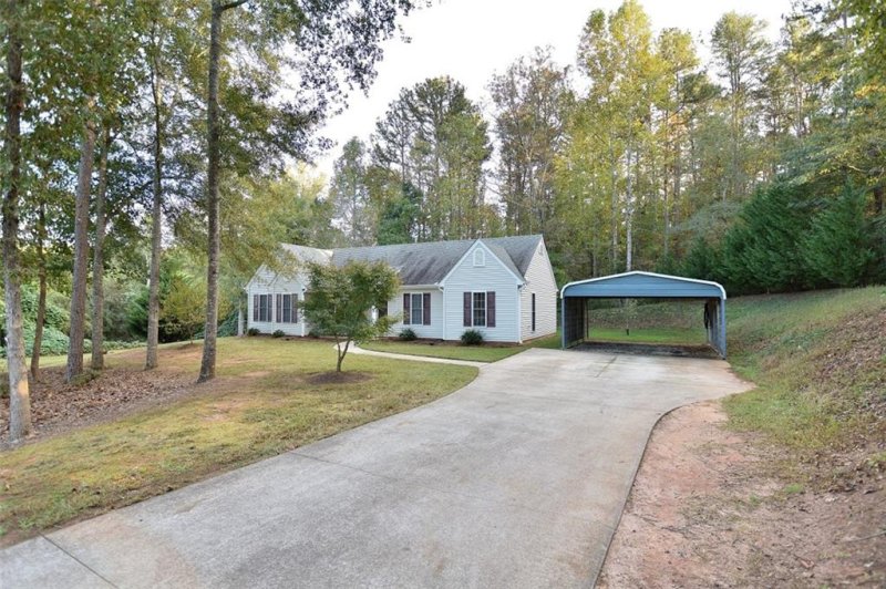 Property image 2 at 232 Castlebrook Drive, Walhalla, SC 29691