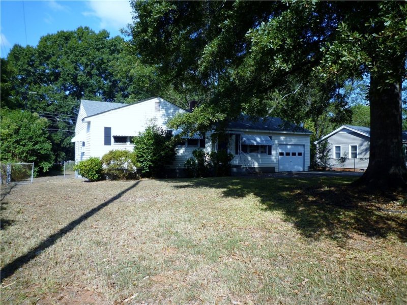 Property image 2 at 3312 Howland Drive, Anderson, SC 29626