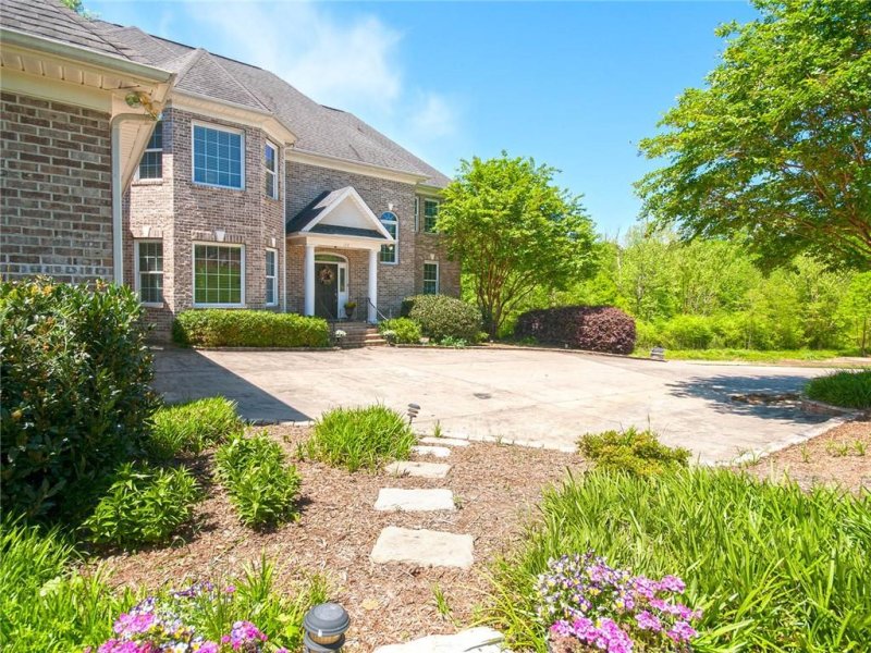 Property image 3 at 113 Huntcliff Court, Easley, SC 29642