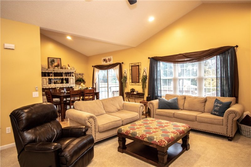 Property image 2 at 425 Snead Road, Walhalla, SC 29691