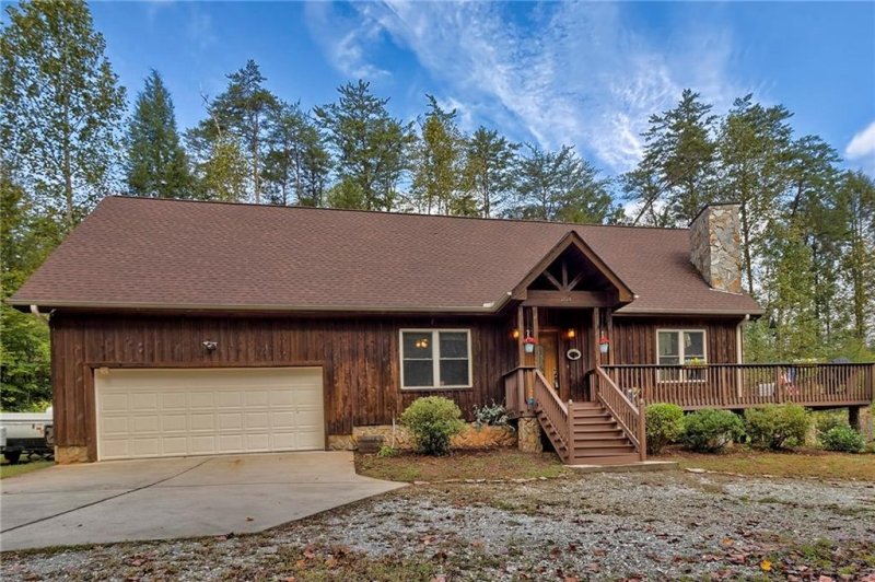 Property image 3 at 204 Willys Creek Circle, Pickens, SC 29671