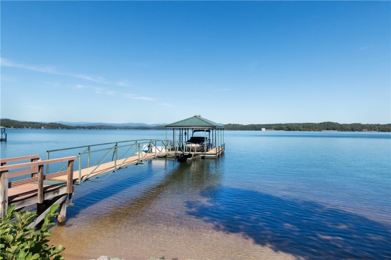 Property image 3 at 385 McCalls Drive, Salem, SC 29676