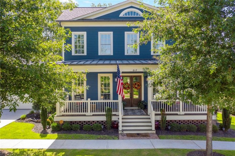 Property image 2 at 220 Thomas Heights Circle, Seneca, SC 29678