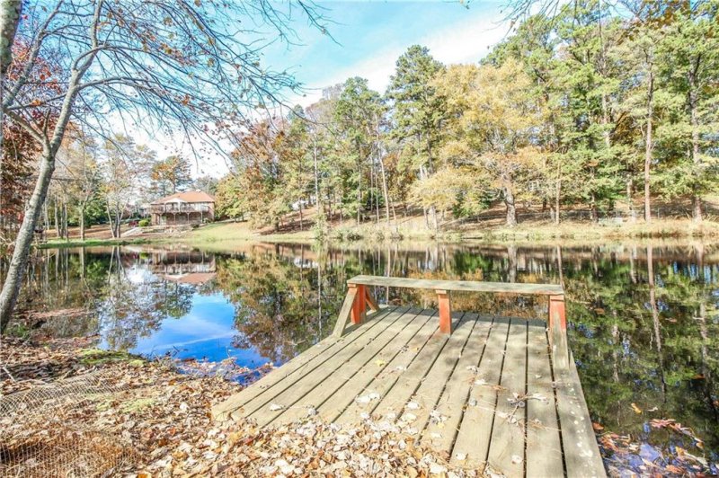 Property image 4 at 10054 Wells Highway, Seneca, SC 29678