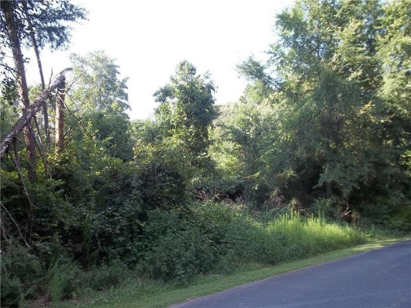 Property image 3 at 1006 Cove Circle, Anderson, SC 29624