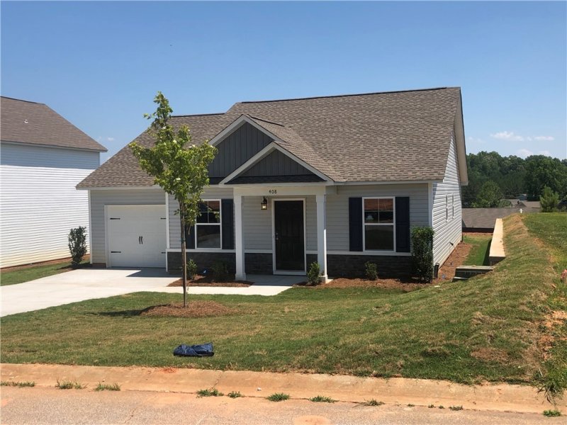 Property image 2 at 408 Laurel Grove Court, Seneca, SC 29678