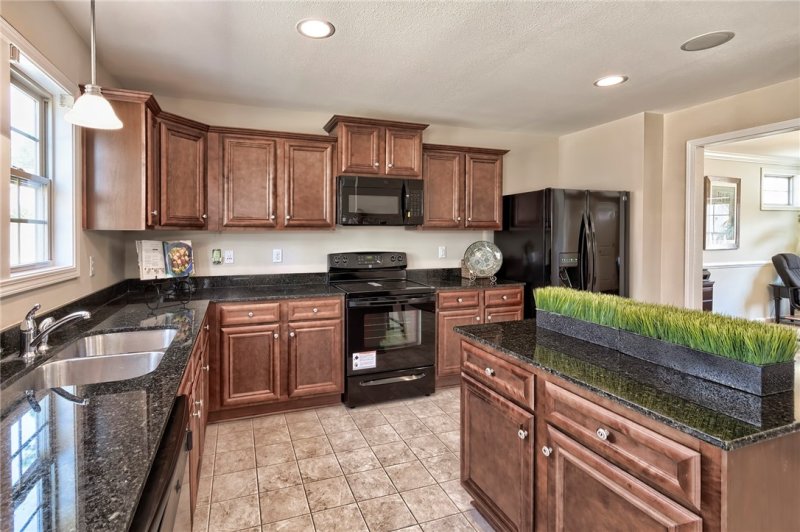 Property image 3 at 379 Mountain View Drive, Central, SC 29630