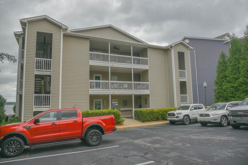 Property image 2 at 615 McFalls Circle, Anderson, SC 29621