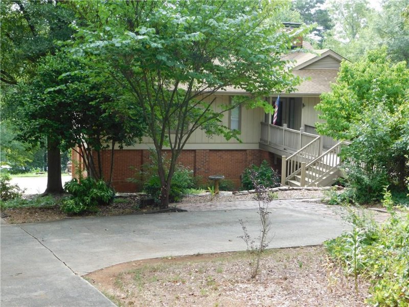 Property image 3 at 1132 Moorehead Place, Pendleton, SC 29670