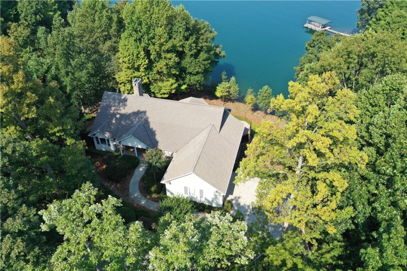 Property image 2 at 349 Summit Drive, Seneca, SC 29672