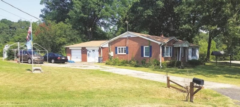 Property image 2 at 3405 Comanche Street, Anderson, SC 29626