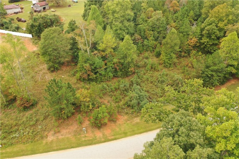 Property image 5 at 302 Stardust Lane, Seneca, SC 29672