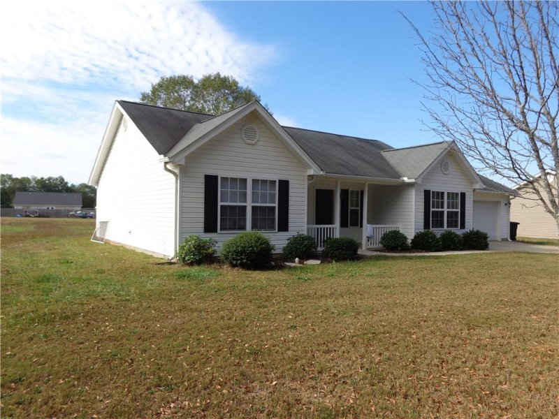 Property image 2 at 330 Creamer Road, Anderson, SC 29625