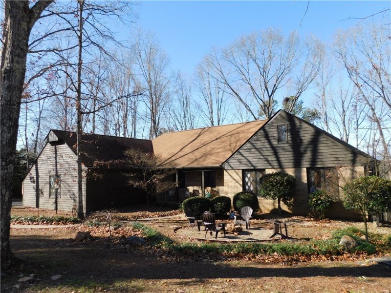 Property image 5 at 2911 Bayshore Drive, Seneca, SC 29672