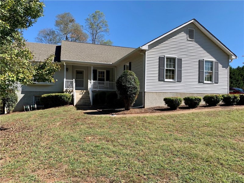 Property image 3 at 116 Century Court, Pendleton, SC 29670