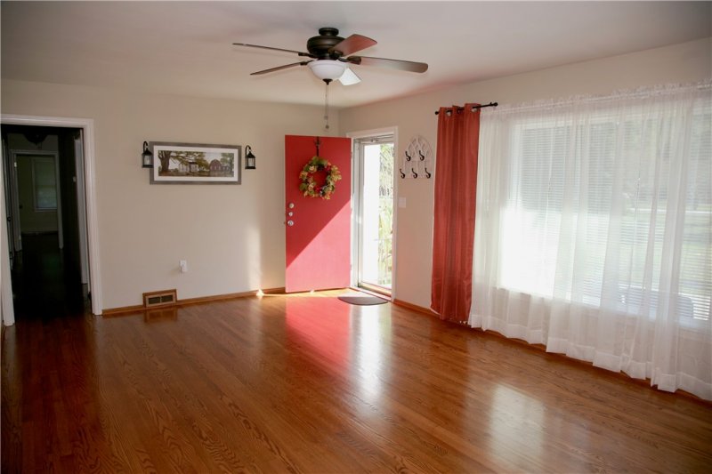 Property image 2 at 214 Bedford Forest Avenue, Anderson, SC 29621