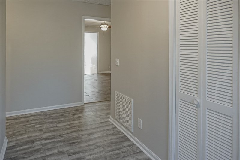 Property image 4 at 1512 Cherokee Drive, Seneca, SC 29672