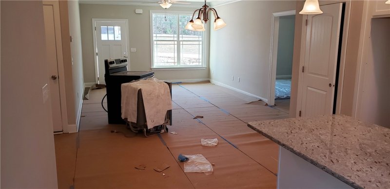 Property image 5 at 111 Cove View Court, Seneca, SC 29678