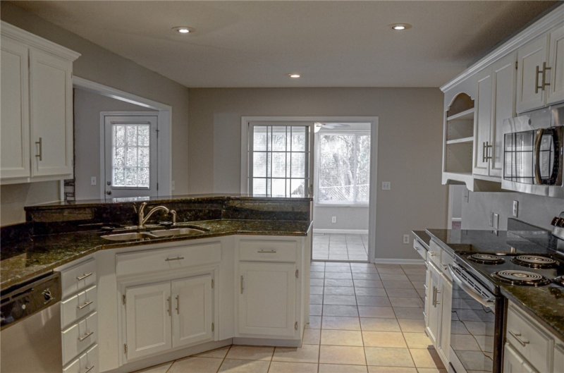 Property image 3 at 208 Redbud Street, Seneca, SC 29672