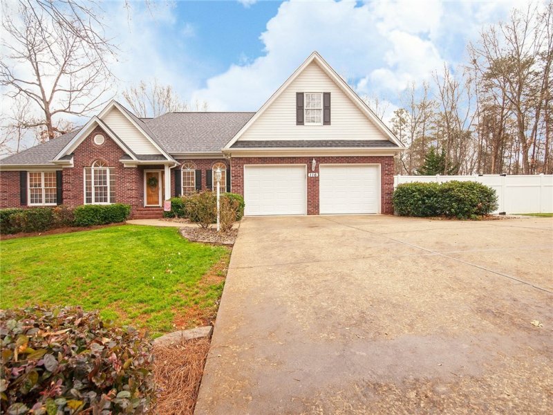 116 Club Ridge Drive