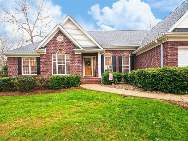 Property image 2 at 116 Club Ridge Drive, Pickens, SC 29671