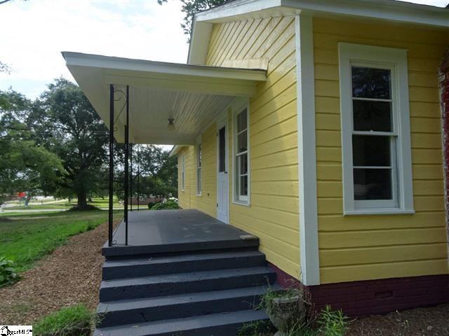 Property image 5 at 238 Tamarack Drive, Seneca, SC 29678