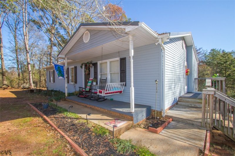 Property image 2 at 110 Springview Drive, Anderson, SC 29625