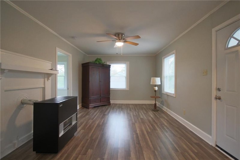 Property image 4 at 307 Elm Street, Pendleton, SC 29670