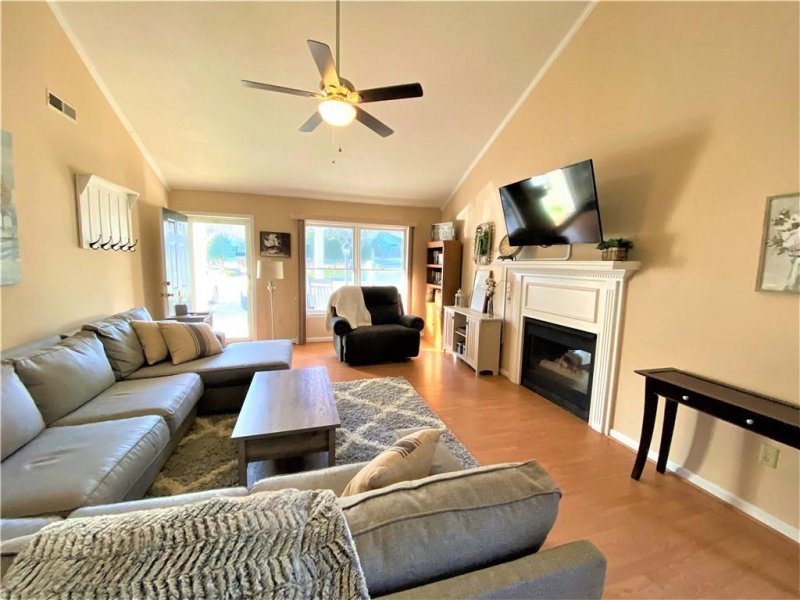 Property image 5 at 113 Cobblestone Court, Anderson, SC 29621