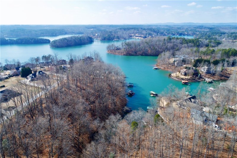 Property image 2 at 224 Long Bay Drive, West Union, SC 29696