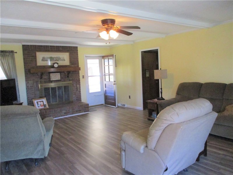 Property image 2 at 124 Kennelworth Way, Easley, SC 29640