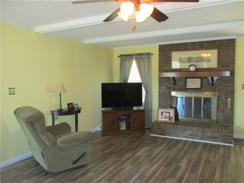 Property image 3 at 124 Kennelworth Way, Easley, SC 29640