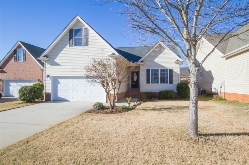 Property image 2 at 115 Elliott Circle, Anderson, SC 29621