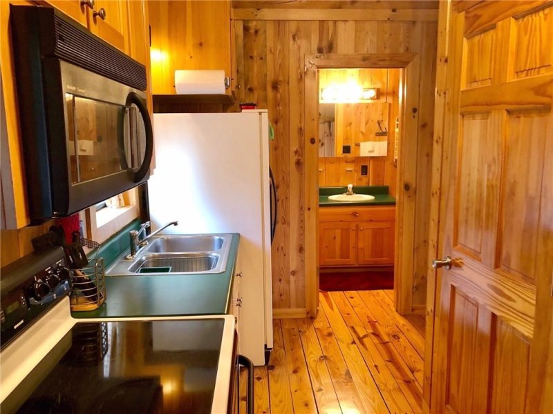 Property image 5 at 144B Harbour Pointe, Six Mile, SC 29682