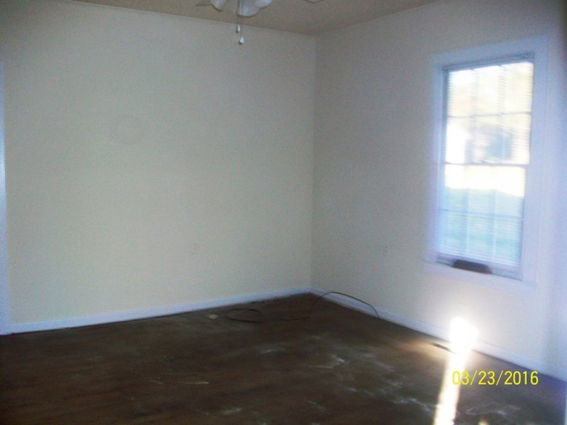 Property image 2 at 214 Wesleyan Drive, Central, SC 29630