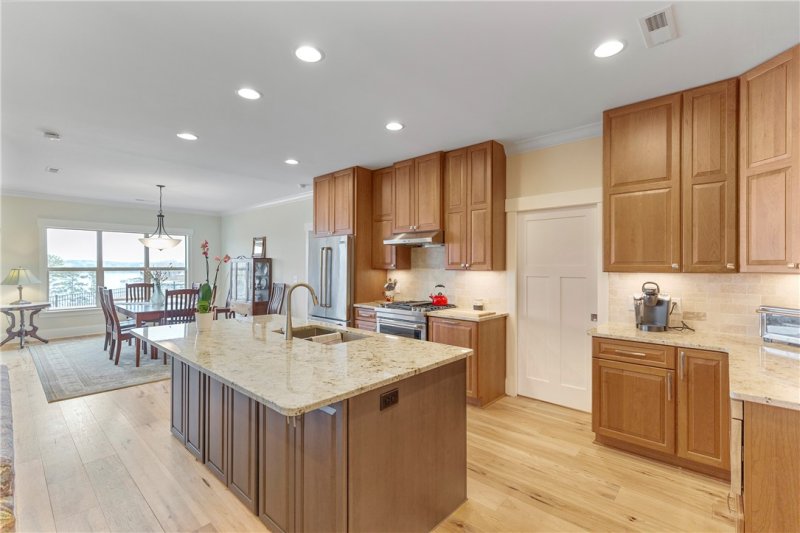 Property image 4 at 812 Mountain Way, Seneca, SC 29678