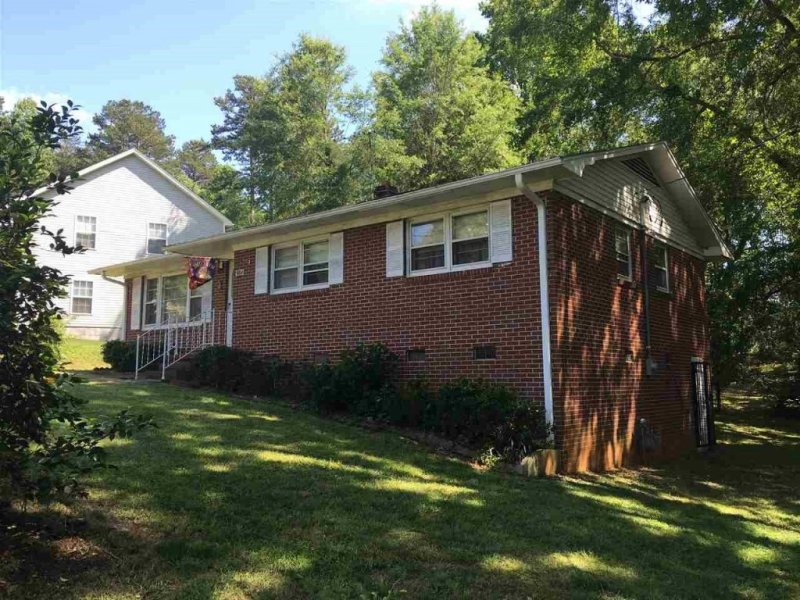 Property image 3 at 503 Thomas Heights Circle, Seneca, SC 29678