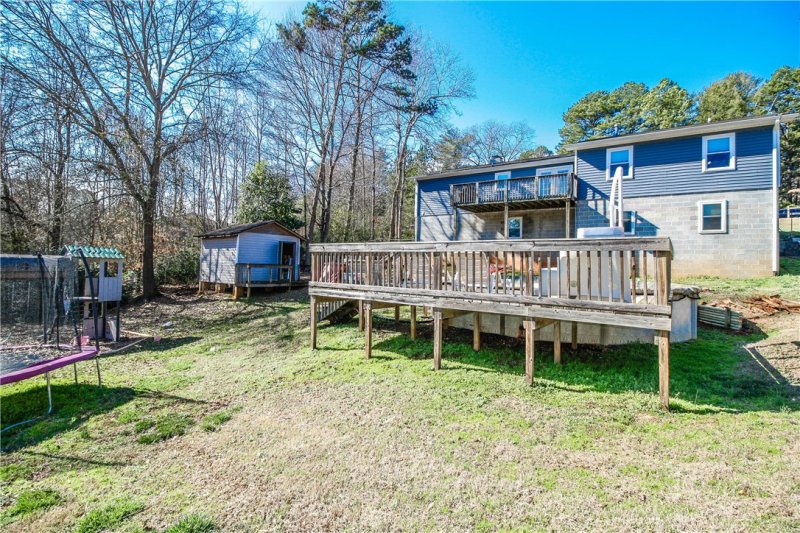 Property image 2 at 654 Poplar Street, Walhalla, SC 29691